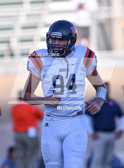 Thumbnail 2 in Marshall vs Brandeis photogallery.