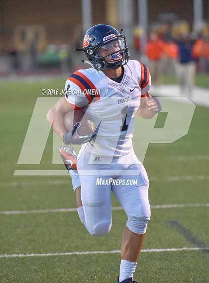 Thumbnail 3 in Marshall vs Brandeis photogallery.