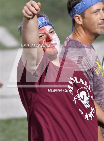 Thumbnail 1 in Marshall vs Brandeis photogallery.