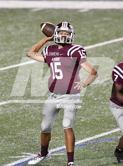 Thumbnail 2 in Marshall vs Brandeis photogallery.