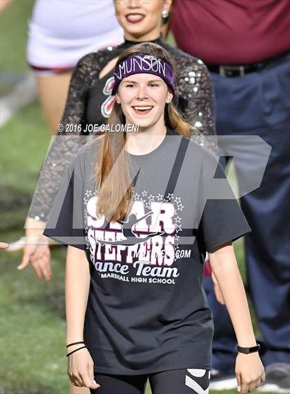 Thumbnail 2 in Marshall vs Brandeis photogallery.