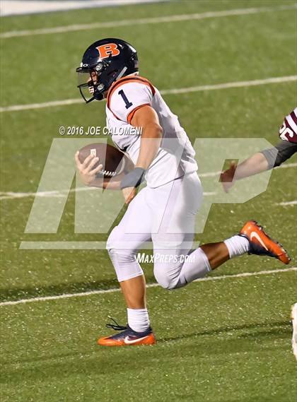 Thumbnail 3 in Marshall vs Brandeis photogallery.