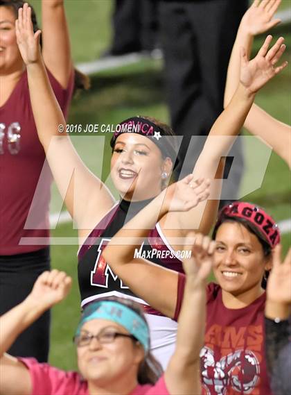 Thumbnail 2 in Marshall vs Brandeis photogallery.