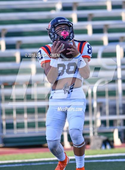 Thumbnail 1 in Marshall vs Brandeis photogallery.