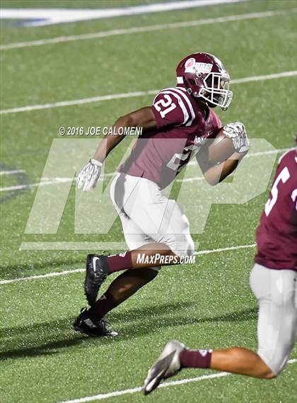 Thumbnail 2 in Marshall vs Brandeis photogallery.