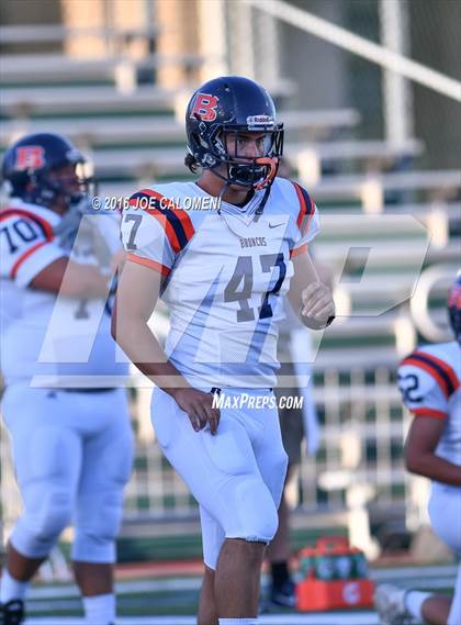 Thumbnail 3 in Marshall vs Brandeis photogallery.