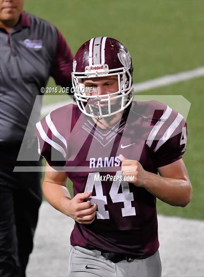 Thumbnail 3 in Marshall vs Brandeis photogallery.