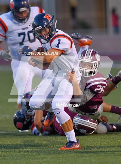 Thumbnail 3 in Marshall vs Brandeis photogallery.