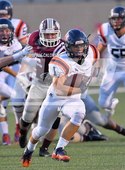 Thumbnail 2 in Marshall vs Brandeis photogallery.