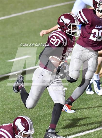 Thumbnail 1 in Marshall vs Brandeis photogallery.
