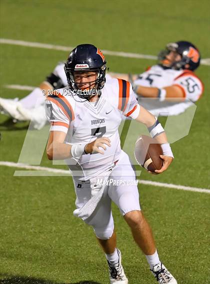 Thumbnail 2 in Marshall vs Brandeis photogallery.
