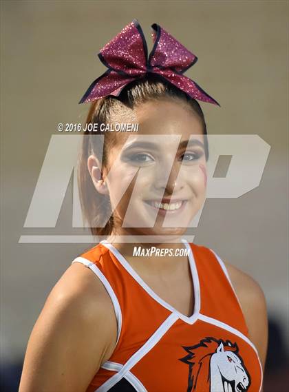Thumbnail 3 in Marshall vs Brandeis photogallery.