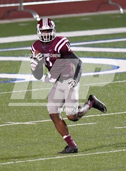 Thumbnail 3 in Marshall vs Brandeis photogallery.