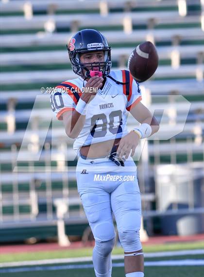 Thumbnail 1 in Marshall vs Brandeis photogallery.