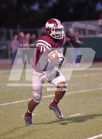 Thumbnail 2 in Marshall vs Brandeis photogallery.