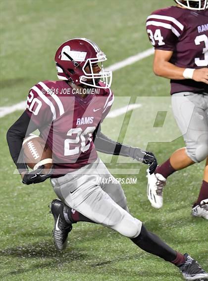 Thumbnail 3 in Marshall vs Brandeis photogallery.