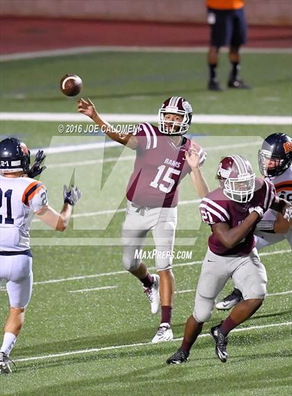 Thumbnail 2 in Marshall vs Brandeis photogallery.