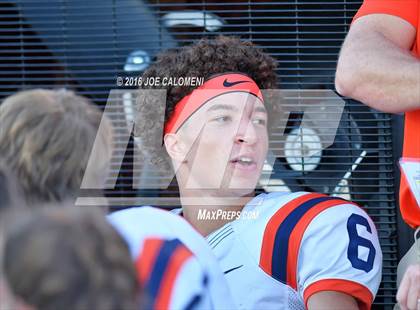 Thumbnail 2 in Marshall vs Brandeis photogallery.