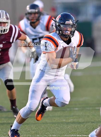 Thumbnail 2 in Marshall vs Brandeis photogallery.