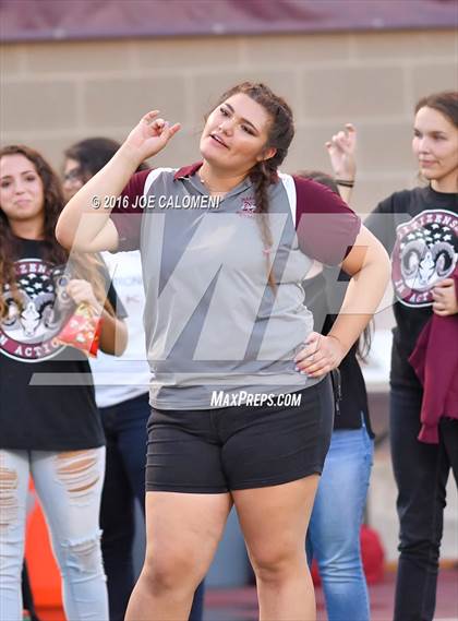 Thumbnail 1 in Marshall vs Brandeis photogallery.