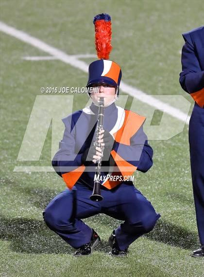 Thumbnail 3 in Marshall vs Brandeis photogallery.