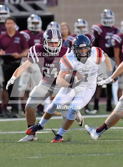 Thumbnail 3 in Marshall vs Brandeis photogallery.