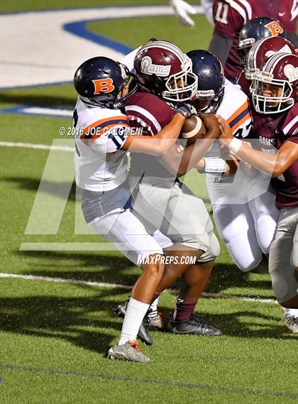 Thumbnail 2 in Marshall vs Brandeis photogallery.