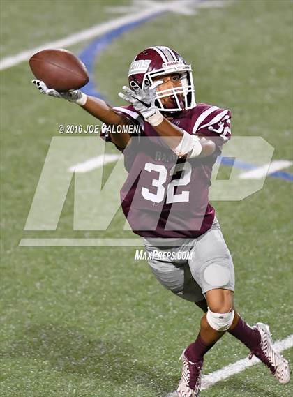 Thumbnail 2 in Marshall vs Brandeis photogallery.