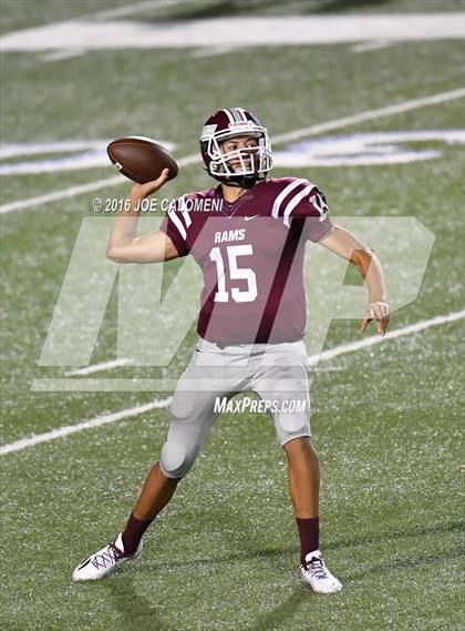 Thumbnail 3 in Marshall vs Brandeis photogallery.