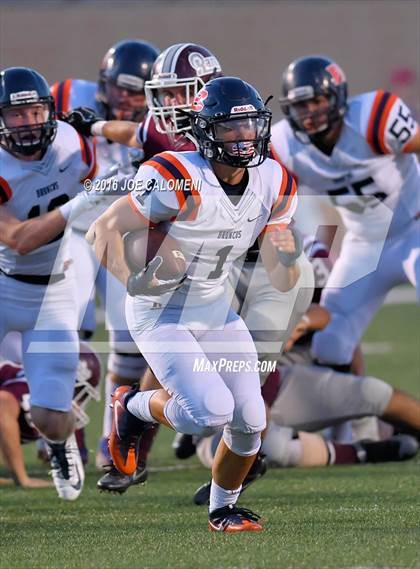 Thumbnail 2 in Marshall vs Brandeis photogallery.