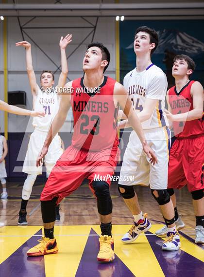 Thumbnail 2 in Lassen vs. Yreka photogallery.