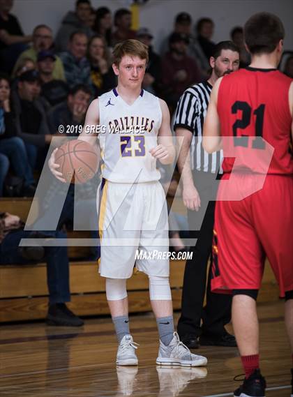Thumbnail 1 in Lassen vs. Yreka photogallery.