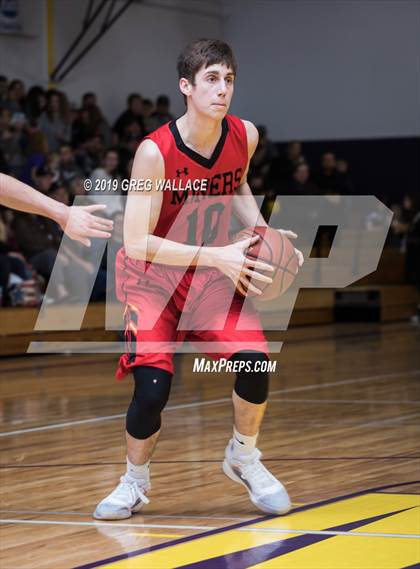 Thumbnail 1 in Lassen vs. Yreka photogallery.