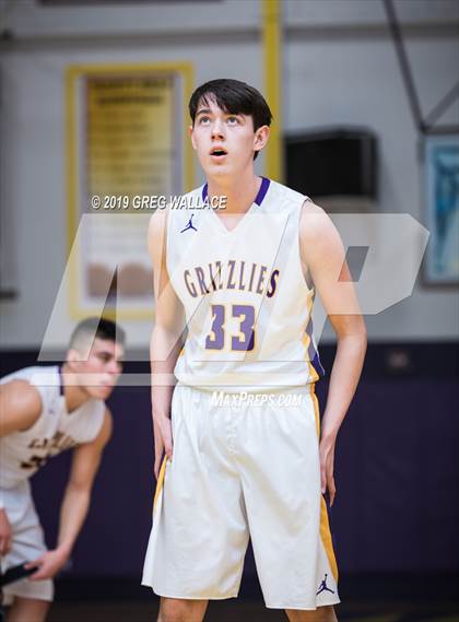 Thumbnail 1 in Lassen vs. Yreka photogallery.