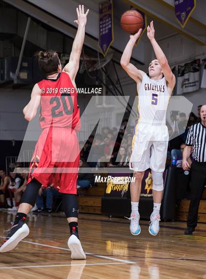 Thumbnail 2 in Lassen vs. Yreka photogallery.