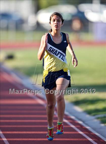 Thumbnail 2 in Titan Top 9 Invitational (Girls 3200m Run) photogallery.