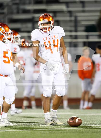 Thumbnail 3 in Ferris vs. Celina (UIL Class 4A-2 Region II Playoff) photogallery.