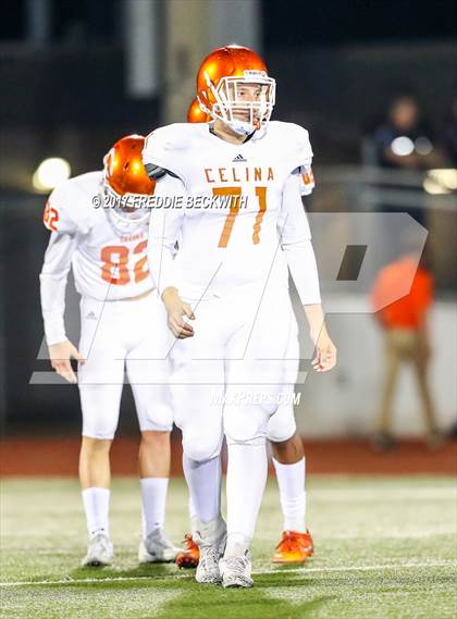 Thumbnail 2 in Ferris vs. Celina (UIL Class 4A-2 Region II Playoff) photogallery.