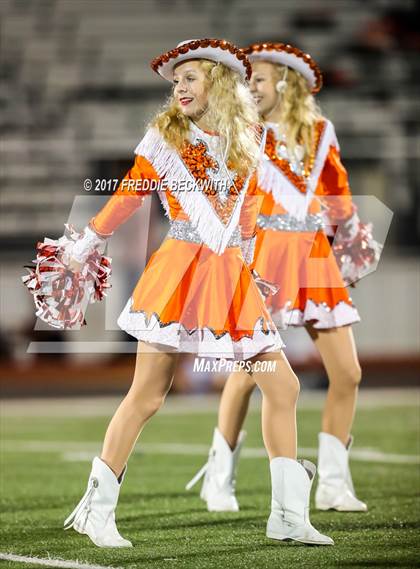 Thumbnail 3 in Ferris vs. Celina (UIL Class 4A-2 Region II Playoff) photogallery.
