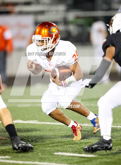 Thumbnail 2 in Ferris vs. Celina (UIL Class 4A-2 Region II Playoff) photogallery.