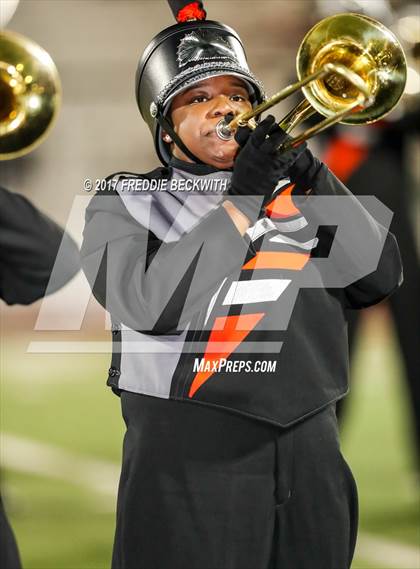 Thumbnail 1 in Ferris vs. Celina (UIL Class 4A-2 Region II Playoff) photogallery.