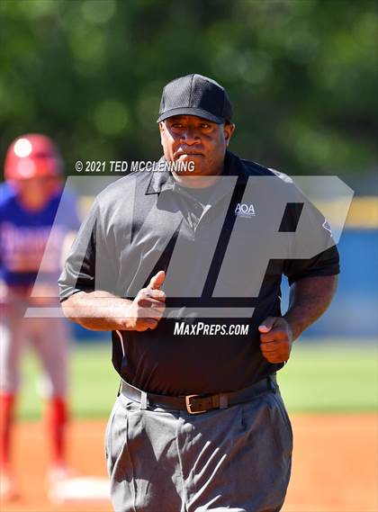 Thumbnail 1 in Perryville vs Palestine Wheatley (AAA 3A Regional First Round) photogallery.