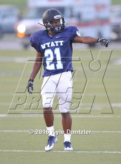 Thumbnail 2 in Krum @ Wyatt photogallery.