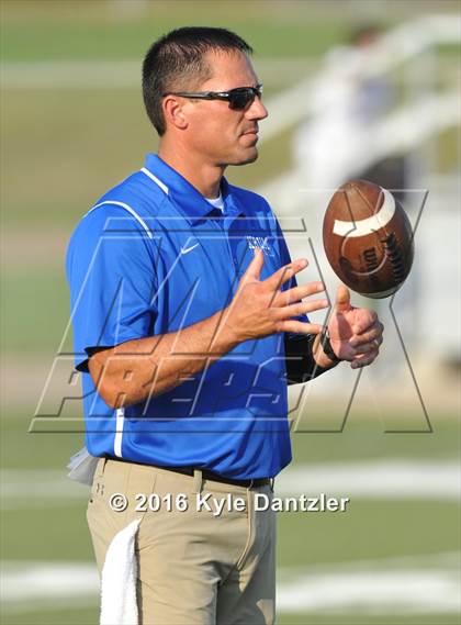 Thumbnail 1 in Krum @ Wyatt photogallery.