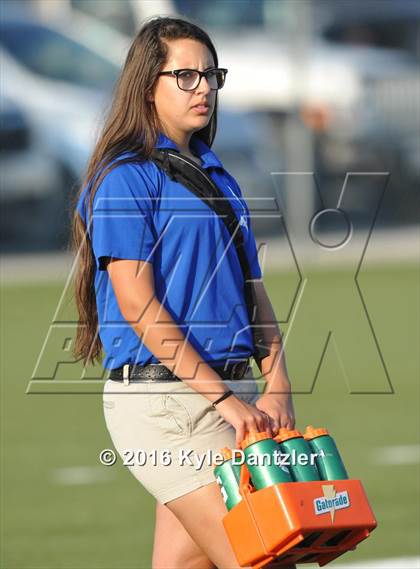 Thumbnail 3 in Krum @ Wyatt photogallery.