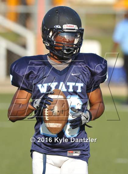 Thumbnail 1 in Krum @ Wyatt photogallery.
