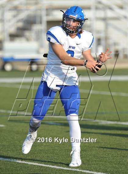Thumbnail 2 in Krum @ Wyatt photogallery.