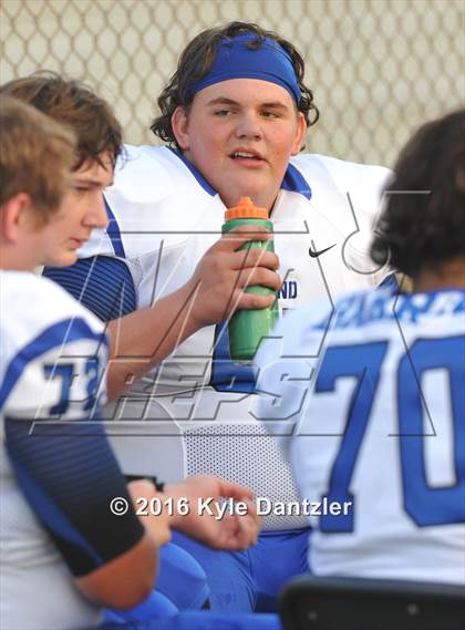 Thumbnail 2 in Krum @ Wyatt photogallery.