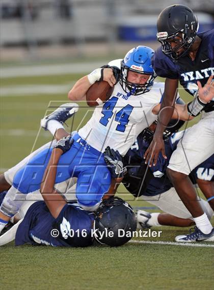 Thumbnail 3 in Krum @ Wyatt photogallery.