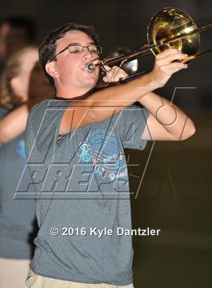 Thumbnail 2 in Krum @ Wyatt photogallery.
